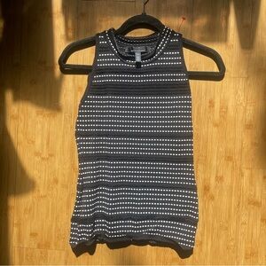 EUC WH/BM Black White Stripe Stitch Pattern Top